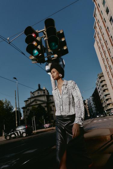 Zara {名称} - {颜色} - 0 图片