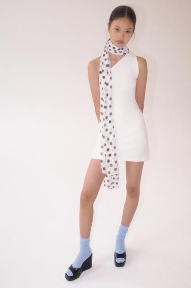 Zara {名称} - {颜色}