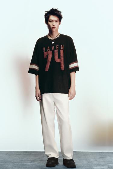 OVERSIZED VARSITY T-SHIRT - Black by Zara