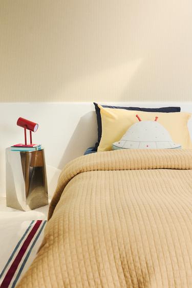 CHILDREN'S QUILTED SQUARE QUILT - Mustard by Zara