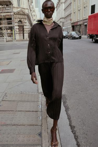 Zara {名称} - {颜色}