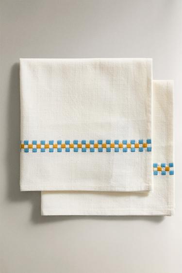 PACK OF COTTON NAPKINS WITH MULTICOLOURED BORDERS (PACK OF 2) - White / Green by Zara - Image 0