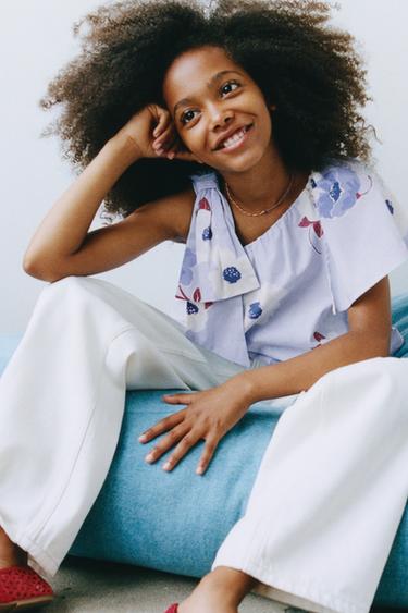 ASYMMETRIC FLORAL TOP - Light blue by Zara