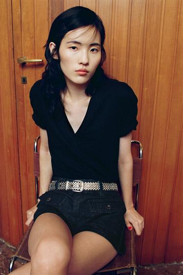 BASIC COTTON T-SHIRT - Black by Zara