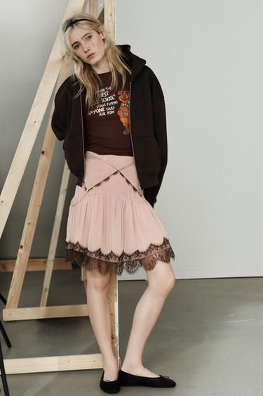 NEOPRENE-EFFECT HOODIE - Chocolate by Zara