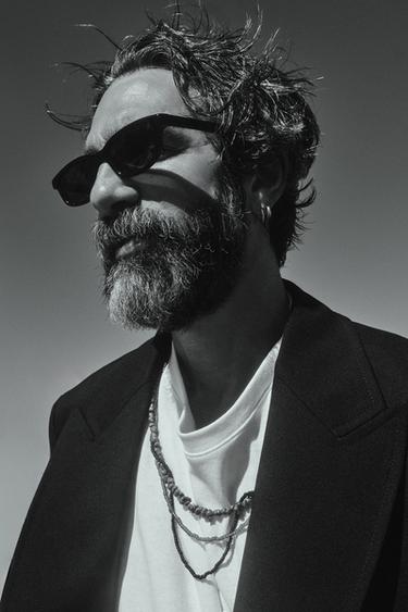 Zara {名称} - {颜色}