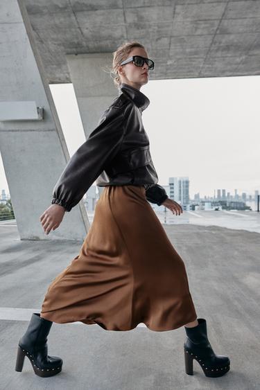 Zara {名称} - {颜色}