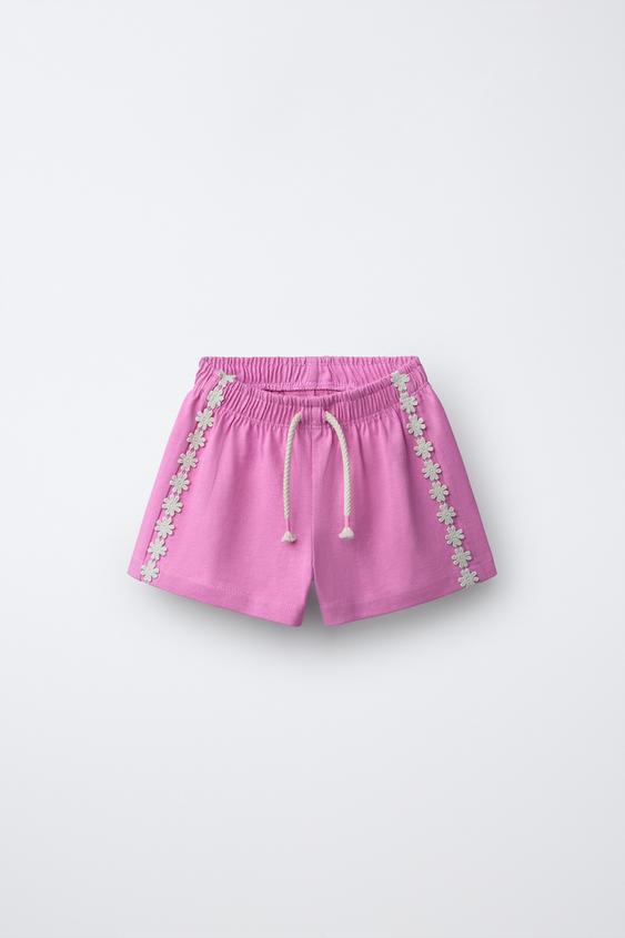 HEAVY WEIGHT PLUSH FLORAL BERMUDA SHORTS - Mid-pink by Zara - Image 0
