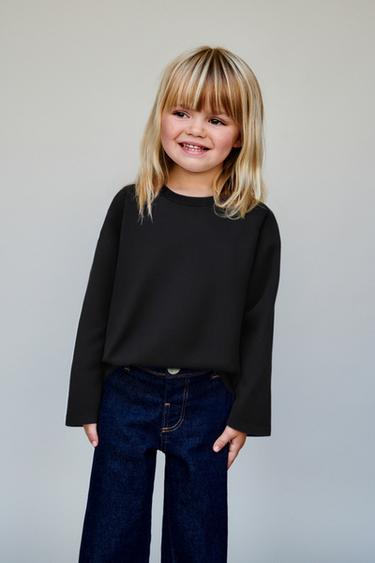 BASIC T-SHIRT WITH EMBROIDERED HEART - Black by Zara