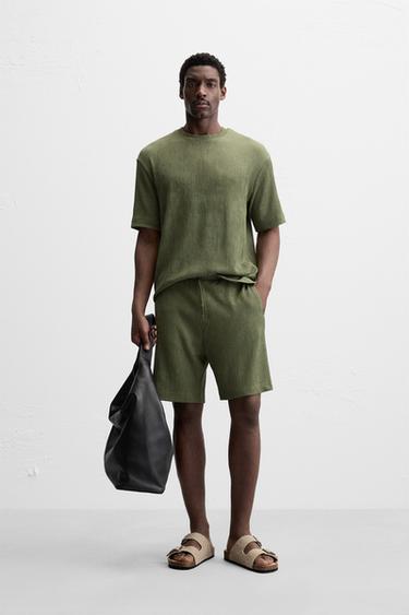 TEXTURED JACQUARD T-SHIRT - Moss green by Zara
