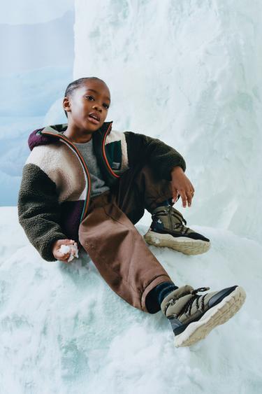 Zara {名称} - {颜色}