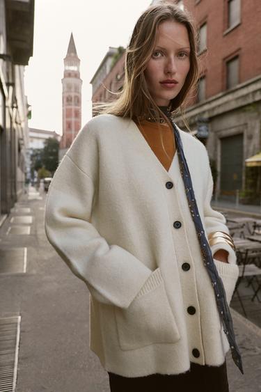 Zara {名称} - {颜色}