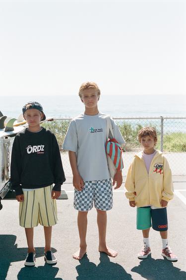 STRIPED LOOSE-FITTING BERMUDA SHORTS - Light beige by Zara