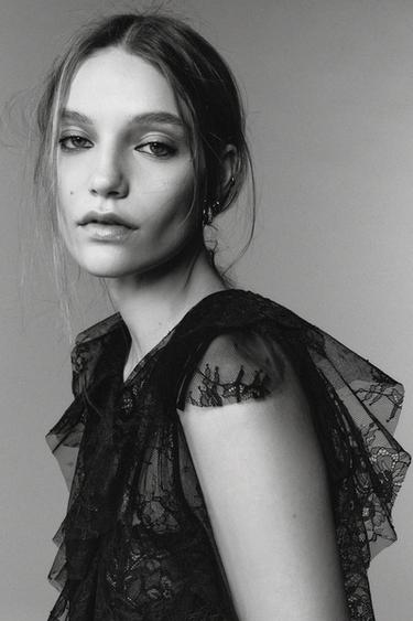 LIMITED EDITION LACE MIDI DRESS - Black by Zara