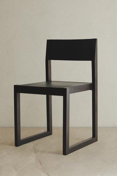 LEATHER CHAIR WITH WOODEN STRUCTURE - Dark brown by Zara