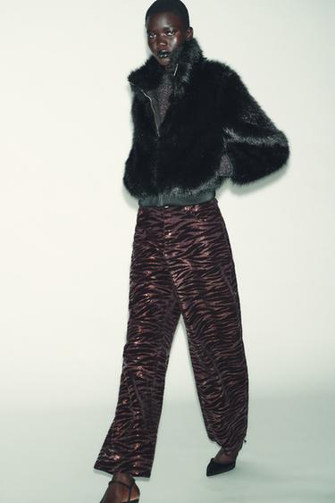 Zara {名称} - {颜色}