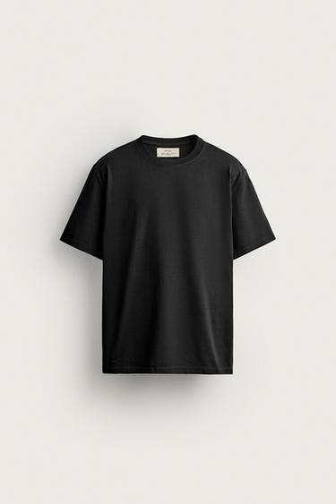HEAVYWEIGHT SHORT SLEEVE T-SHIRT - Black by Zara