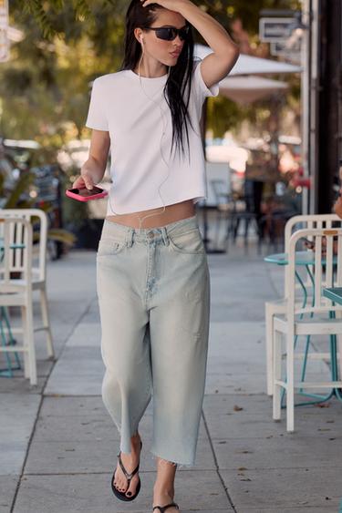 TRF RIPPED MID-WAIST DENIM JORTS BERMUDA SHORTS - Light blue by Zara