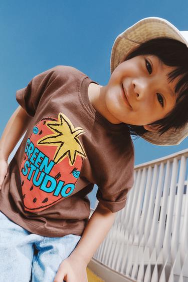 STRAWBERRY PRINT T-SHIRT - Chocolate by Zara