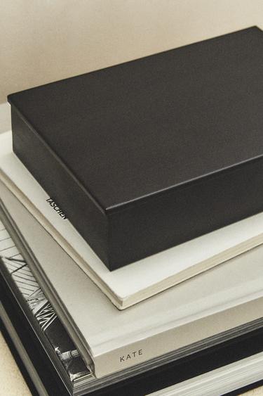 METAL JEWELLERY BOX - Black by Zara