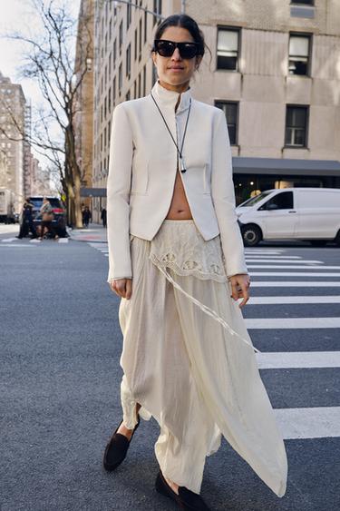 Zara {名称} - {颜色}