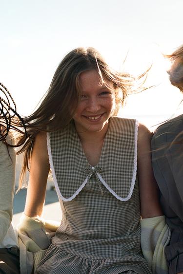 Zara {名称} - {颜色}