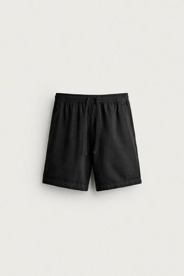 TEXTURED REGULAR FIT BERMUDA SHORTS - Black by Zara
