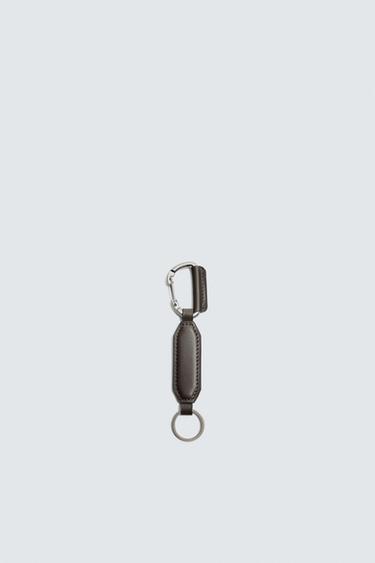 LEATHER KEY RING - Brown by Zara