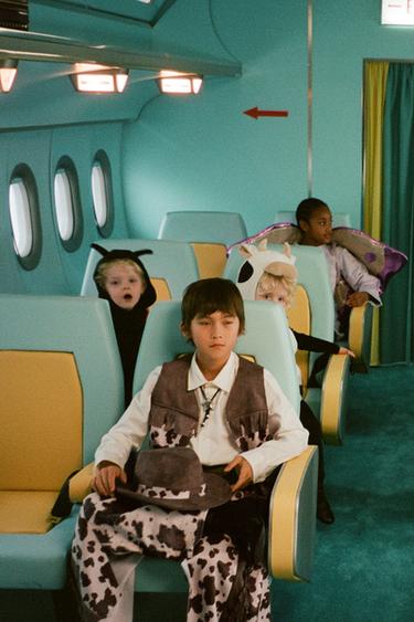 Zara {名称} - {颜色} - 0 图片