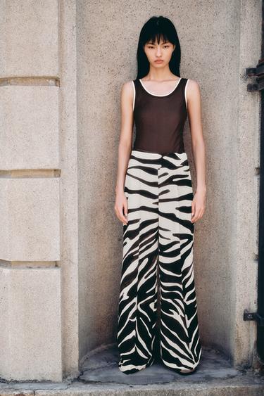 DOUBLE STRAP T-SHIRT - Brown by Zara