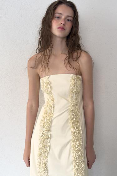 MIDI DRESS WITH EMBOSSED RUFFLES - Ivory by Zara