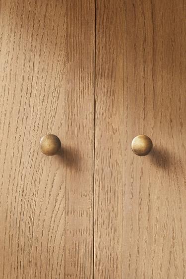 PACK OF ROUND BRASS DOOR KNOBS (PACK OF 2) - Golden by Zara
