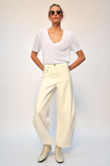 FLOWING V-NECK T-SHIRT - White by Zara