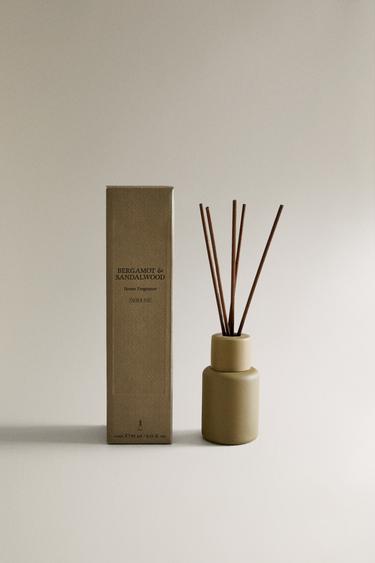 (95 ML) BERGAMOT & SANDALWOOD REED DIFFUSERS - Ecru / Green by Zara - Image 0