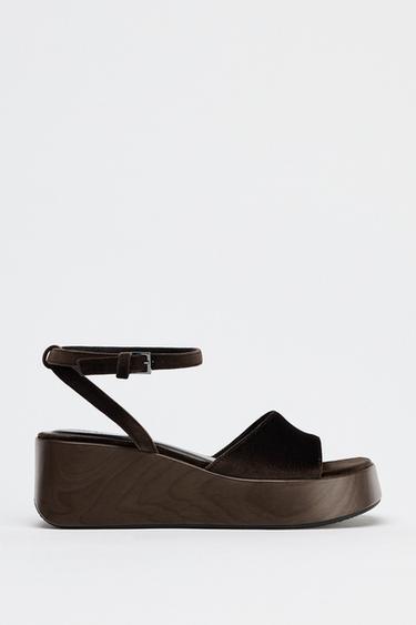 VELVET-EFFECT PLATFORM SANDALS - Brown by Zara