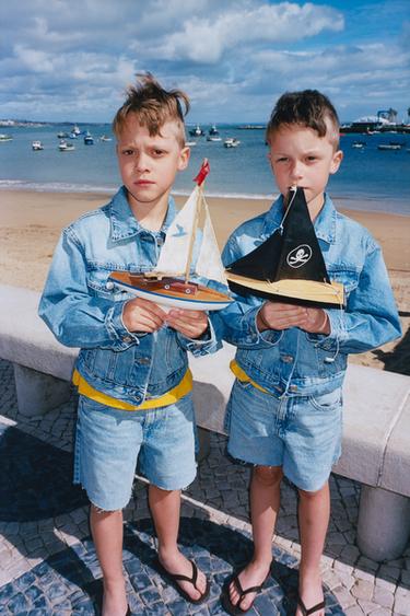 Zara {名称} - {颜色}