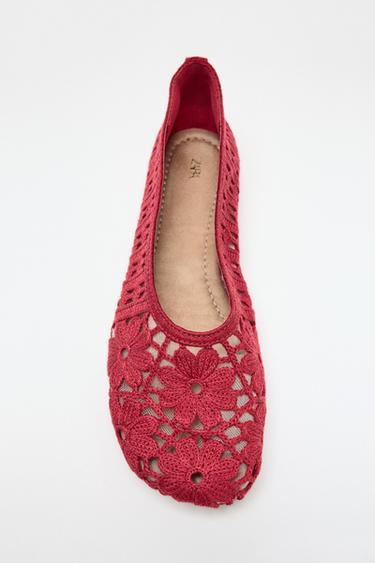 FLORAL CROCHET BALLET FLATS - Red by Zara