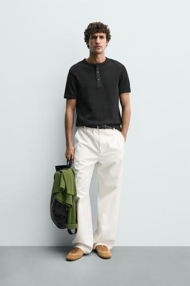 TEXTURED HENLEY COLLAR T-SHIRT - Black by Zara
