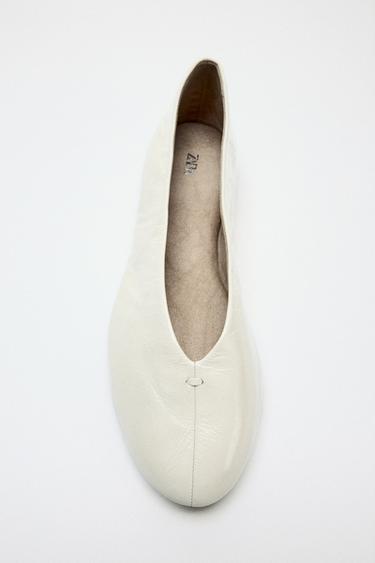FLAT LEATHER BALLET FLATS - Ecru White by Zara