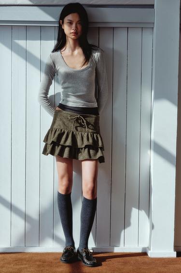 Zara {名称} - {颜色}