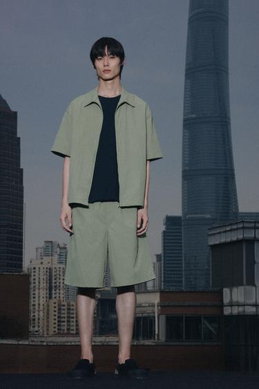 TECHNICAL PLEATED BERMUDA SHORTS - Mid-green by Zara