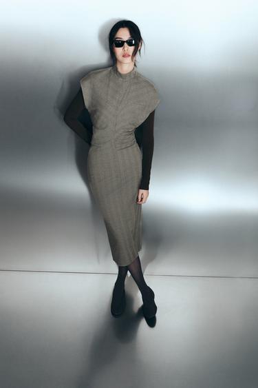 Zara {名称} - {颜色} - 0 图片