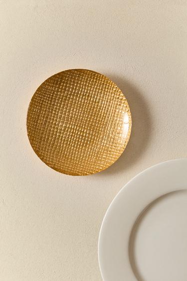 GOLDEN IRREGULAR GLASS PLATE - Gold by Zara