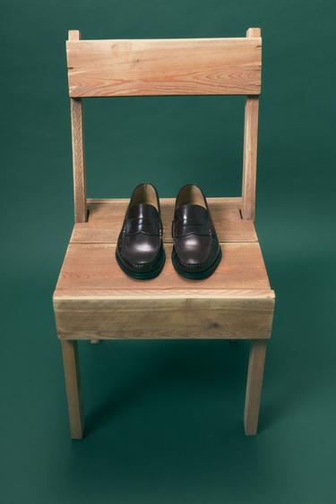 Zara {名称} - {颜色}