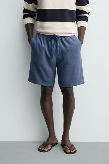 RELAXED FIT VISCOSE/LINEN BERMUDA SHORTS - Light blue by Zara