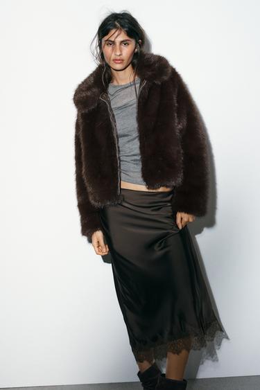 Zara {名称} - {颜色}