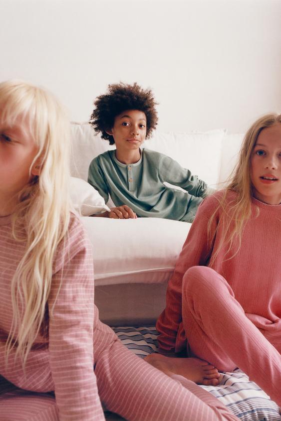 AGE 6-14 / TEXTURED PLAIN PYJAMAS - Green by Zara - Image 0