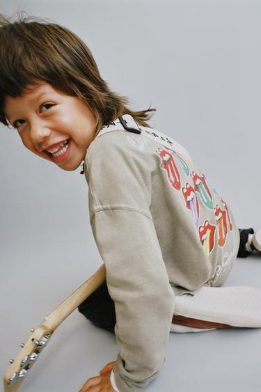 Zara {名称} - {颜色}