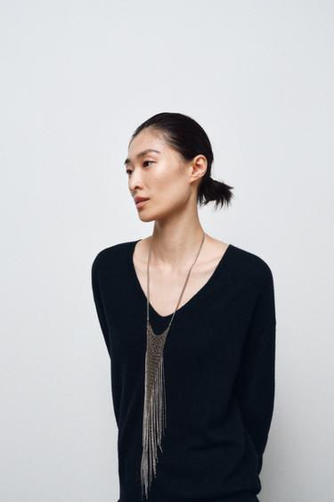 Zara {名称} - {颜色}