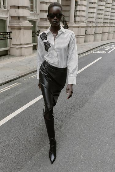 STRIPED SHIRT WITH LACE FLOWER - Ecru / Black by Zara